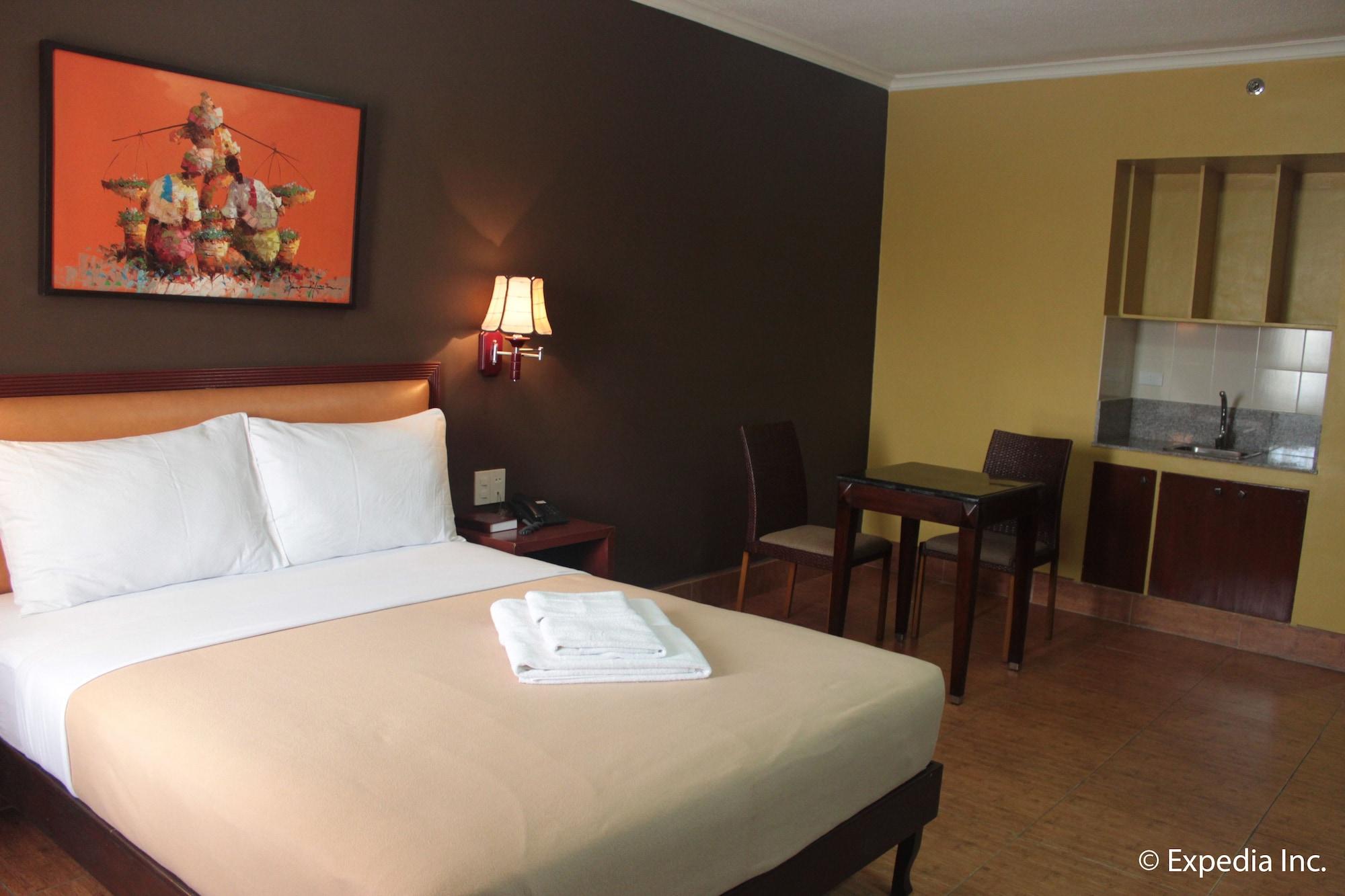 Pamulinawen Hotel Laoag Exteriér fotografie