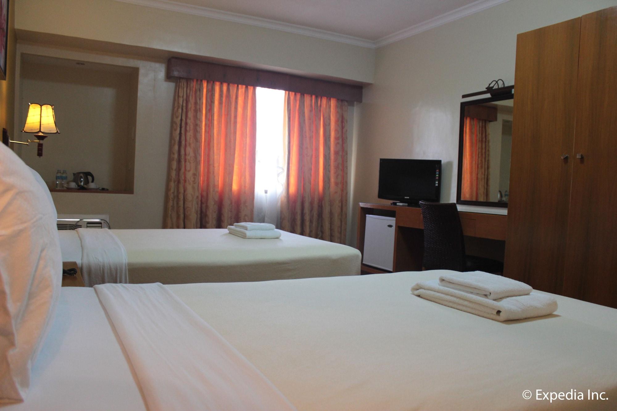 Pamulinawen Hotel Laoag Exteriér fotografie