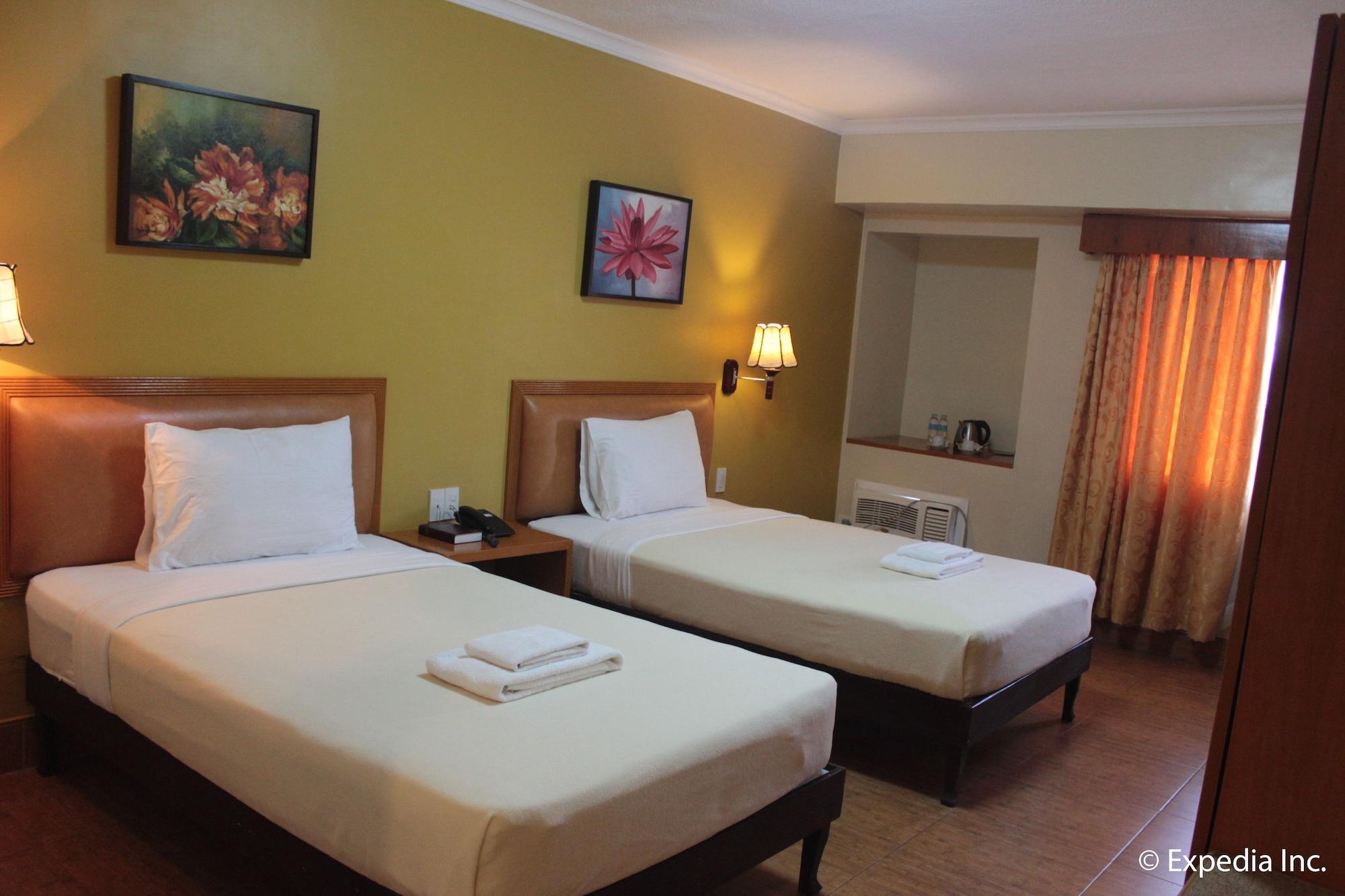 Pamulinawen Hotel Laoag Exteriér fotografie