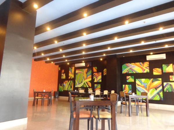 Pamulinawen Hotel Laoag Exteriér fotografie