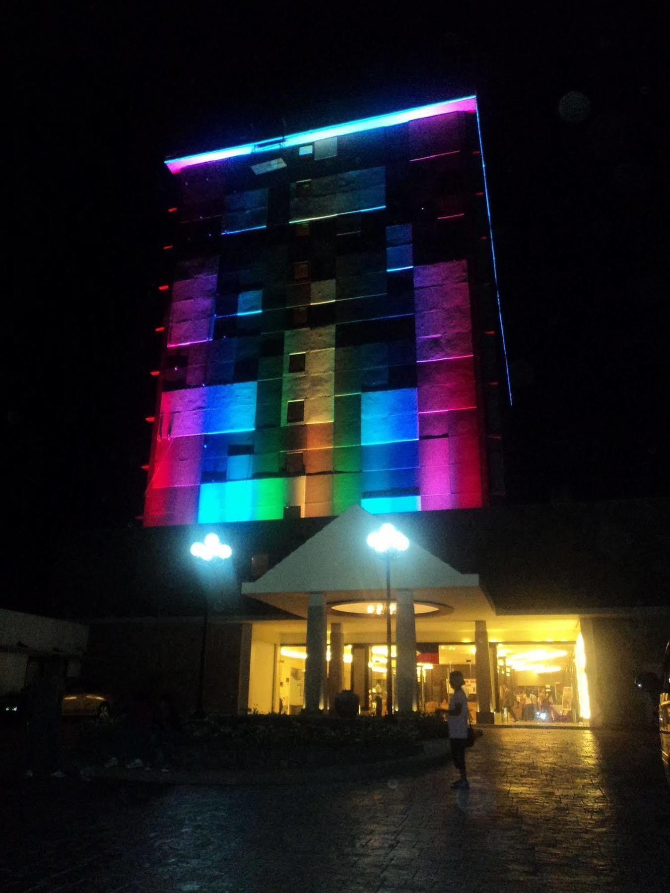 Pamulinawen Hotel Laoag Exteriér fotografie